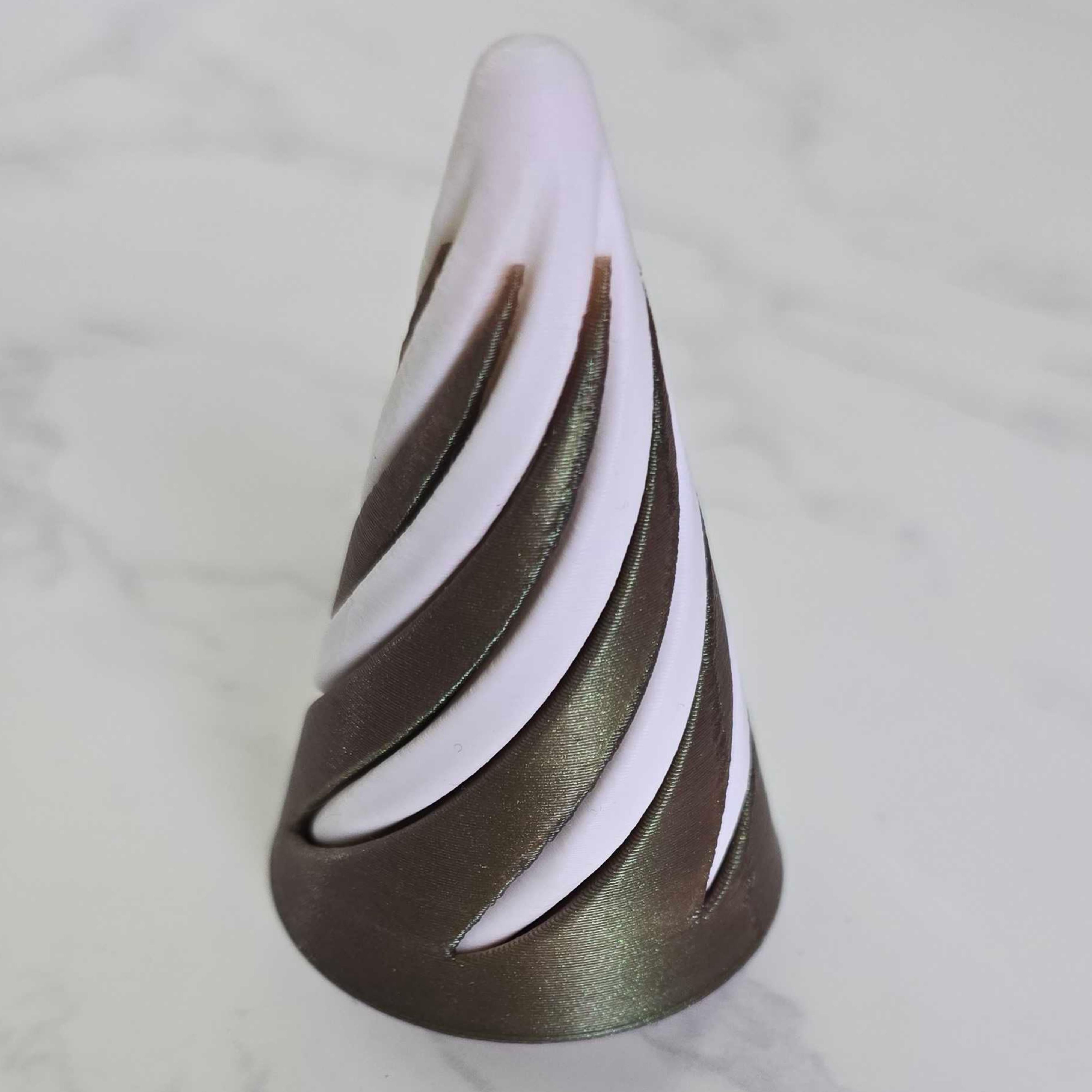 Spinny Cones